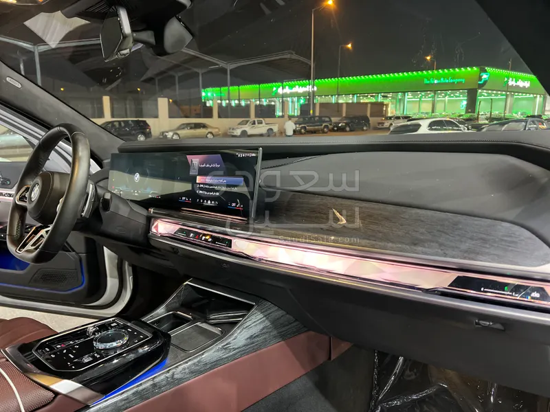 2023 BMW 7 Series 740Li