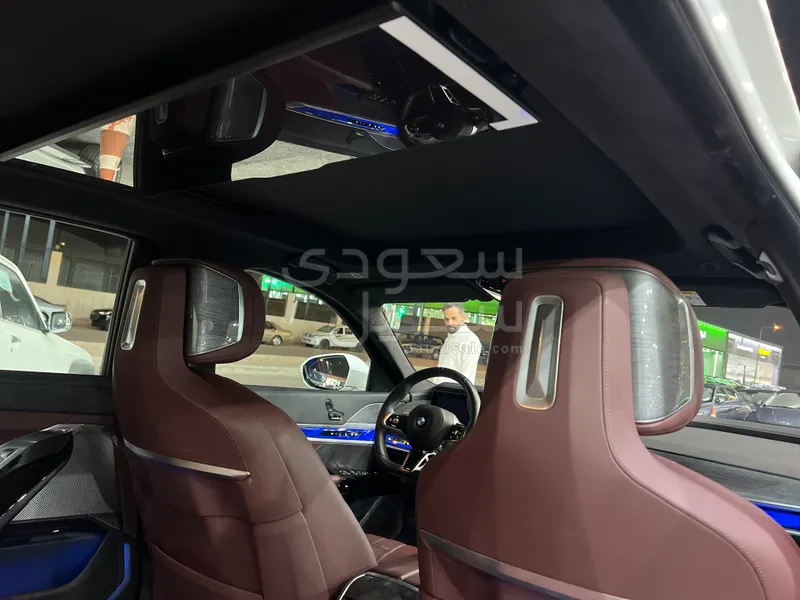 2023 BMW 7 Series 740Li