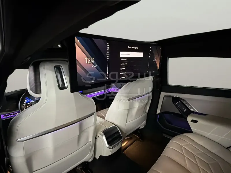 2024 بي ام دبليو الفئة السابعة 735أي