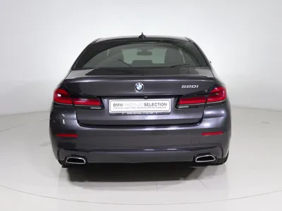 2023 BMW 5 Series 520i