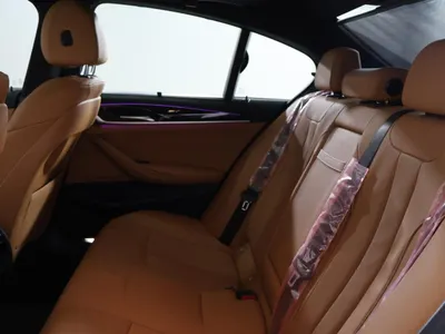 2023 BMW 5 Series 520i