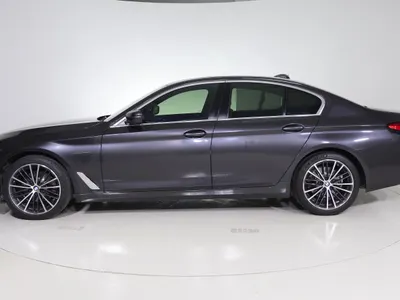 2023 BMW 5 Series 520i