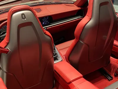 2025 Porsche 911 Carrera Cabriolet