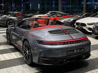2025 Porsche 911 Carrera Cabriolet