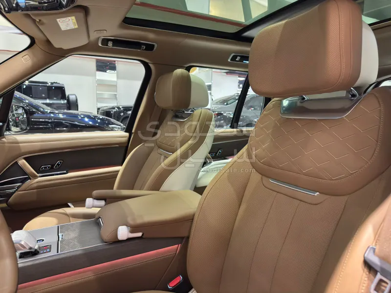 2024 Land Rover Range Rover SV Autobiography