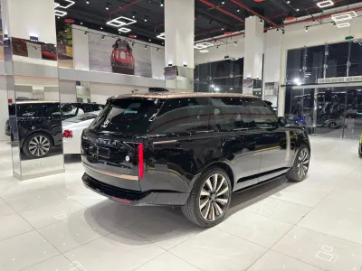 2024 Land Rover Range Rover SV Autobiography
