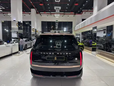 2024 Land Rover Range Rover SV Autobiography