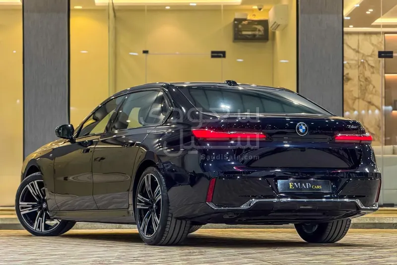 2026 BMW 7 Series 735i