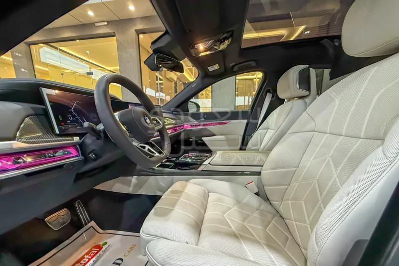 2026 BMW 7 Series 735i