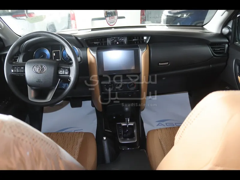 2025 Toyota Fortuner GX