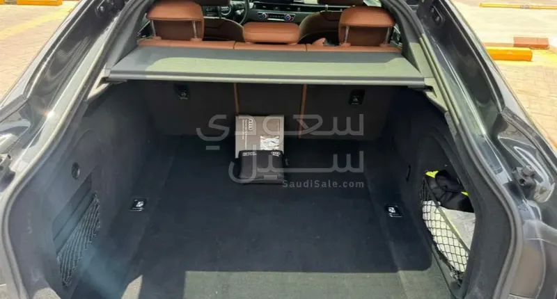 2023 اودي اي 5 40 تي اف اس اي