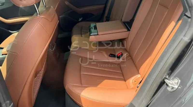 2023 اودي اي 5 40 تي اف اس اي