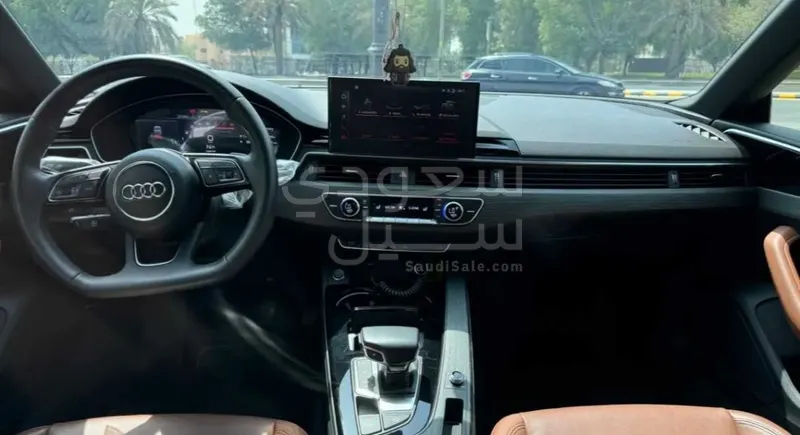 2023 اودي اي 5 40 تي اف اس اي