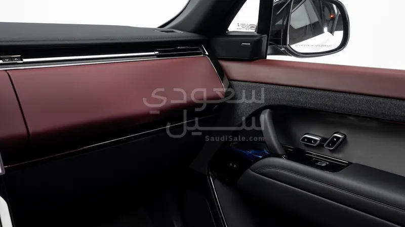 2024 Land Rover Range Rover Sport SE