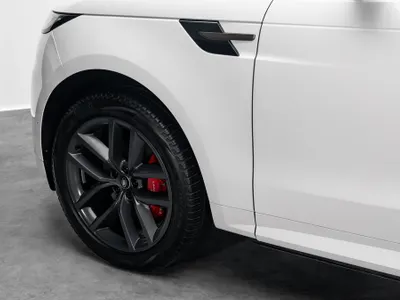 2024 Land Rover Range Rover Sport SE