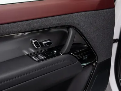 2024 Land Rover Range Rover Sport SE
