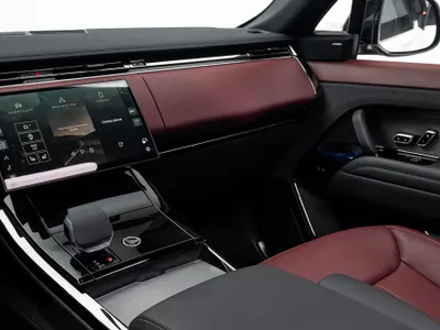 2024 Land Rover Range Rover Sport SE