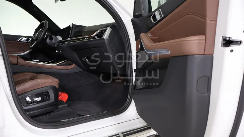 2024 BMW X Series 5 M