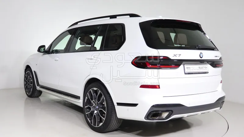 2024 BMW X Series 5 M