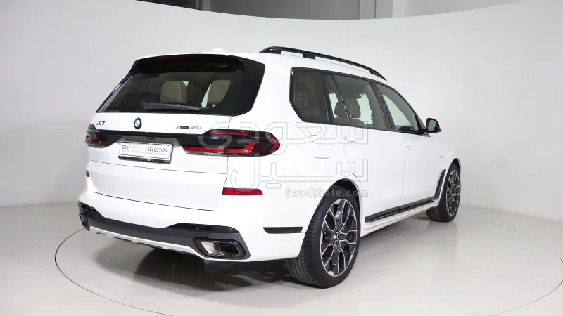2024 BMW X Series 5 M