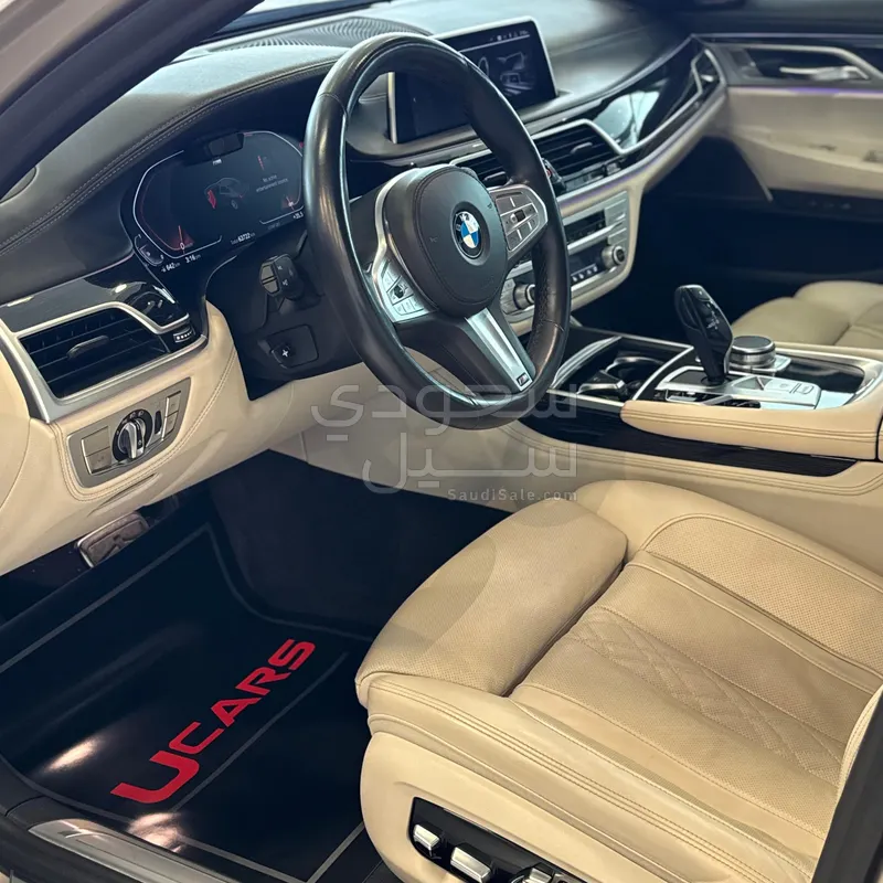 2020 بي ام دبليو الفئة السابعة 730 إل أي
