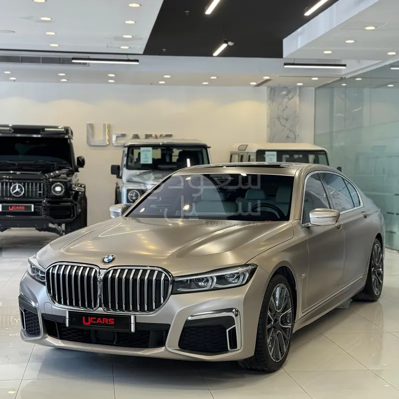 2020 بي ام دبليو الفئة السابعة 730 إل أي