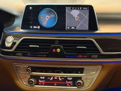 2020 بي ام دبليو الفئة السابعة 730 إل أي