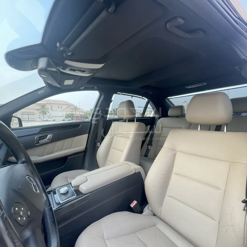 2011 Mercedes-Benz E 300