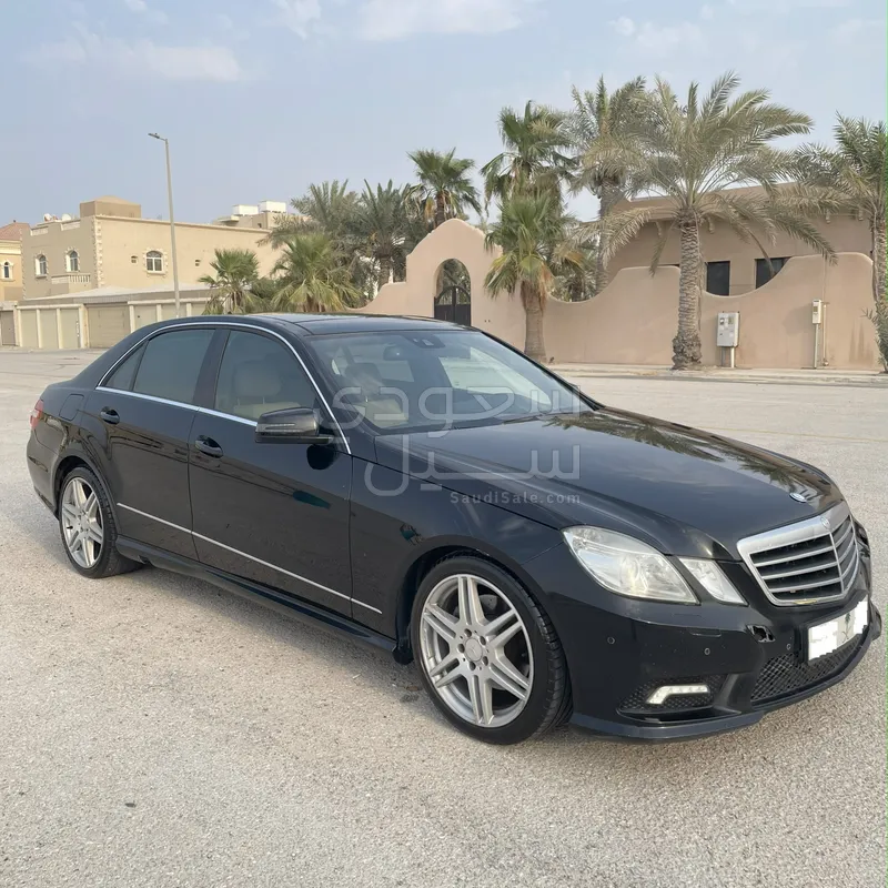 2011 Mercedes-Benz E 300