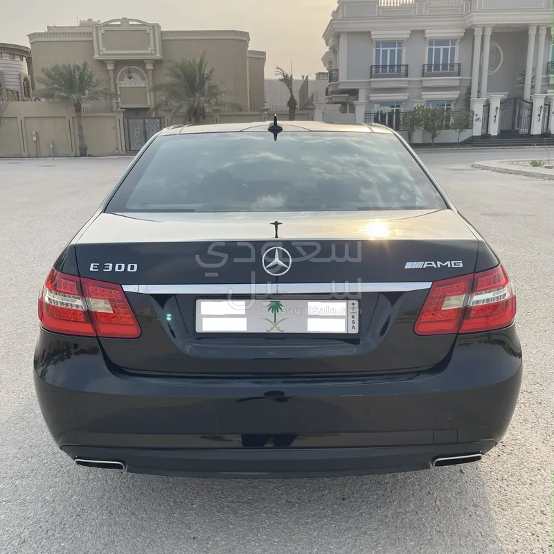 2011 Mercedes-Benz E 300