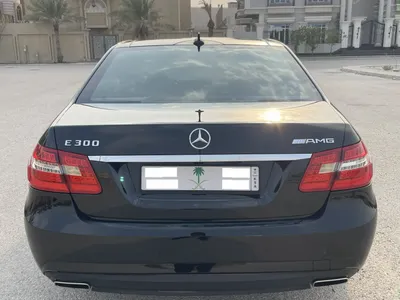 2011 Mercedes-Benz E 300