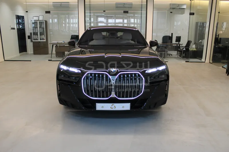 2026 BMW 7 Series 735i