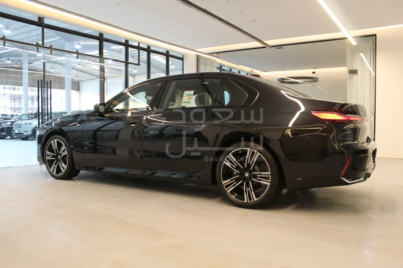 2026 BMW 7 Series 735i