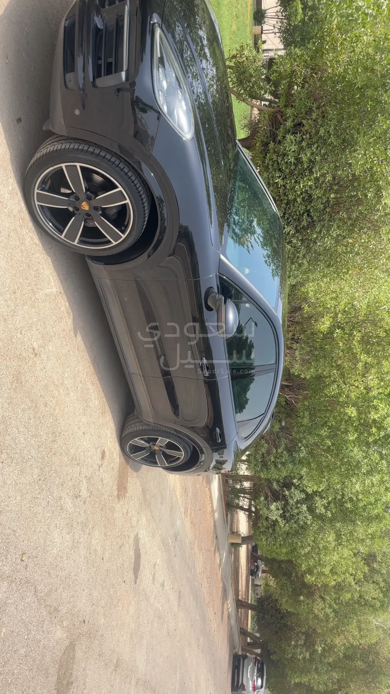 2021 Porsche Cayenne Coupe