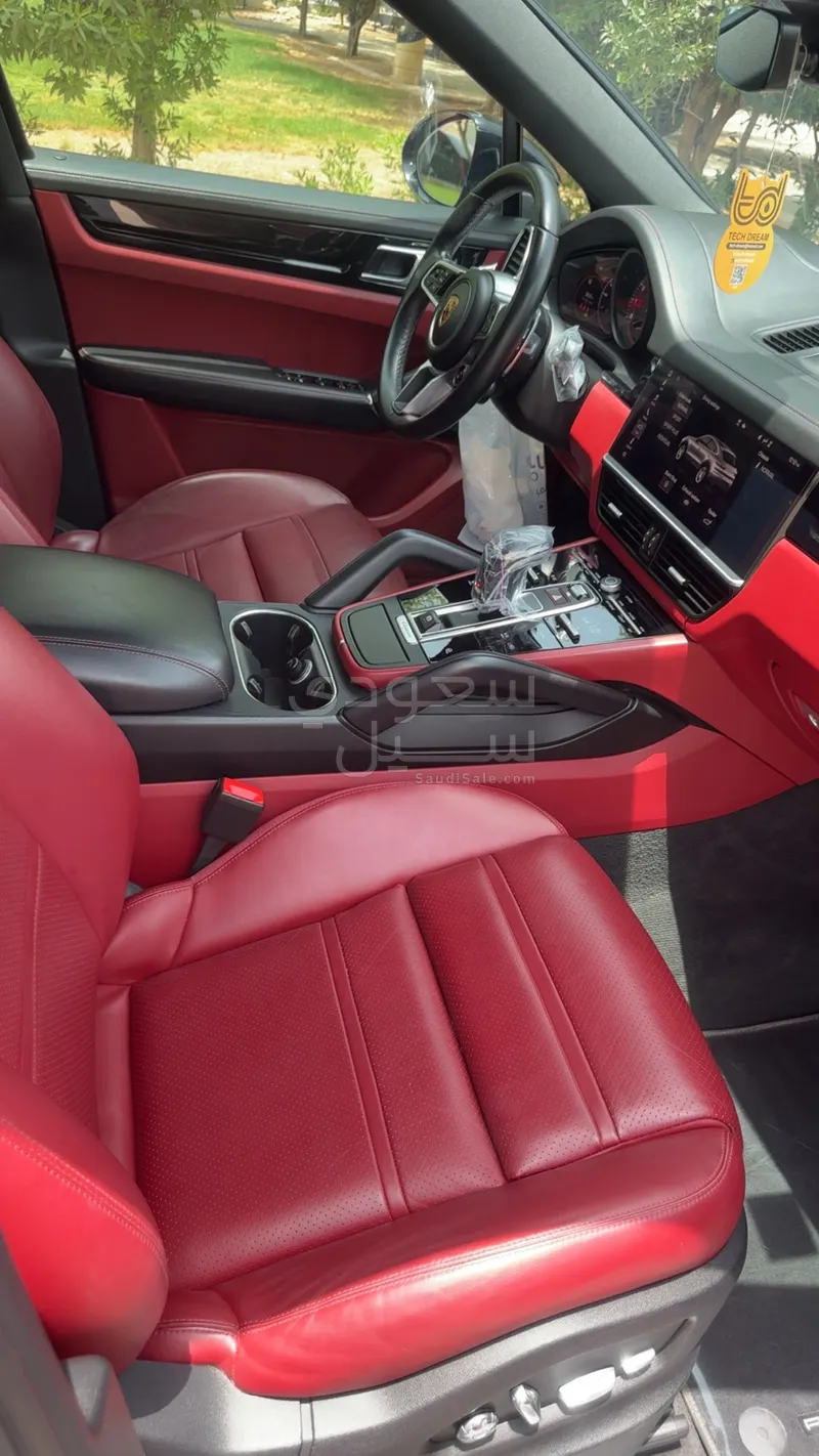 2021 Porsche Cayenne Coupe