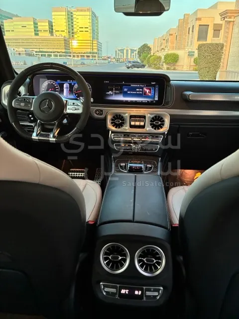 2022 مرسيدس - بنز جي 63 أي إم جي