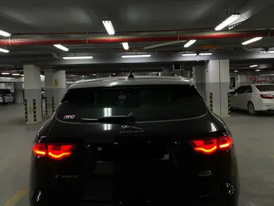 2018 جاكوار اف-بيس