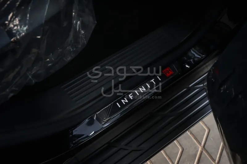 2025 Infiniti QX 80