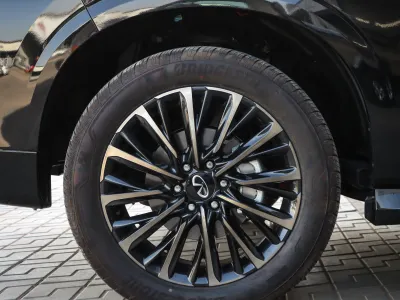 2025 Infiniti QX 80