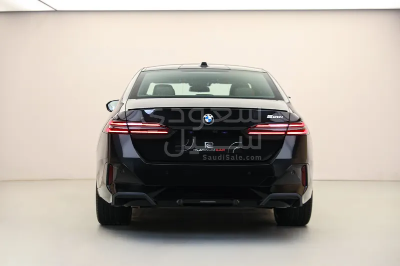 2026 BMW 5 Series 520i