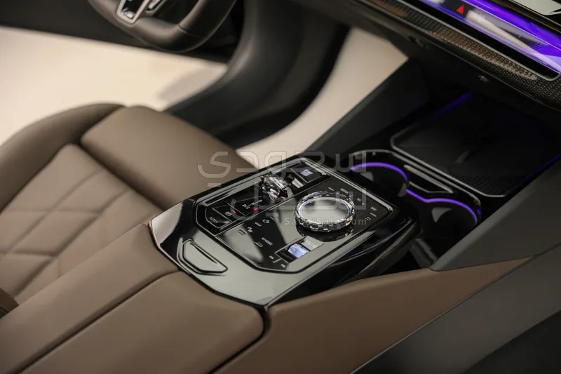 2026 BMW 5 Series 520i