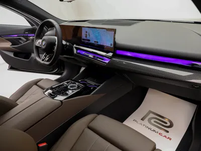 2026 BMW 5 Series 520i
