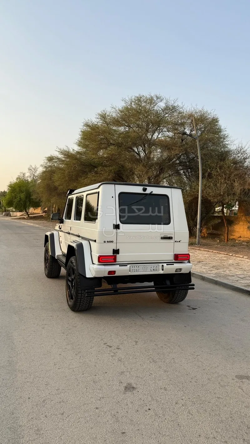 2017 مرسيدس - بنز جي 500 4×4