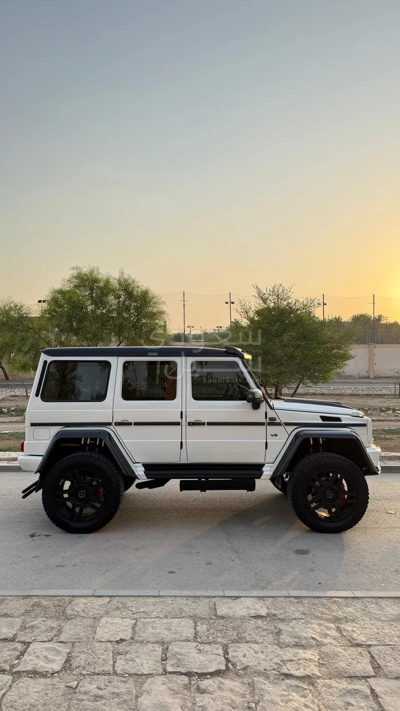 2017 مرسيدس - بنز جي 500 4×4