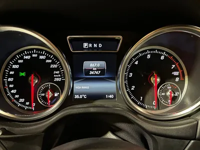 2017 مرسيدس - بنز جي 500 4×4