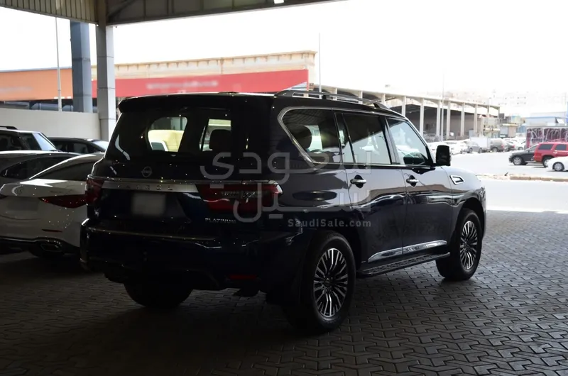 2023 Nissan Patrol Platinum