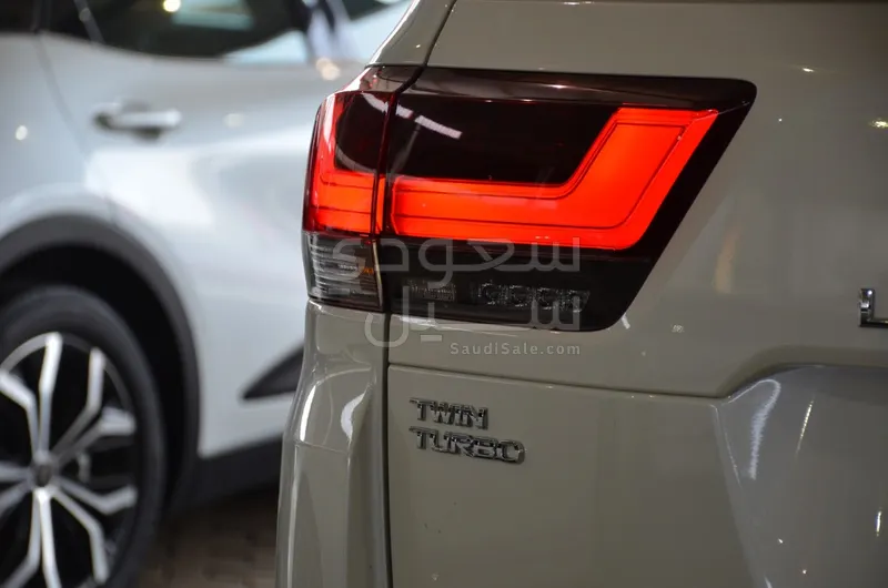 2023 Toyota Land Cruiser GXR 4