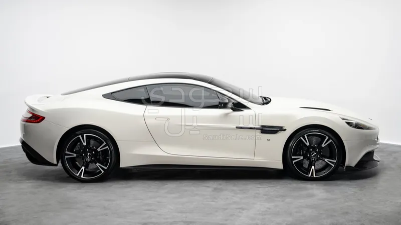 2018 Aston Martin Vanquish S