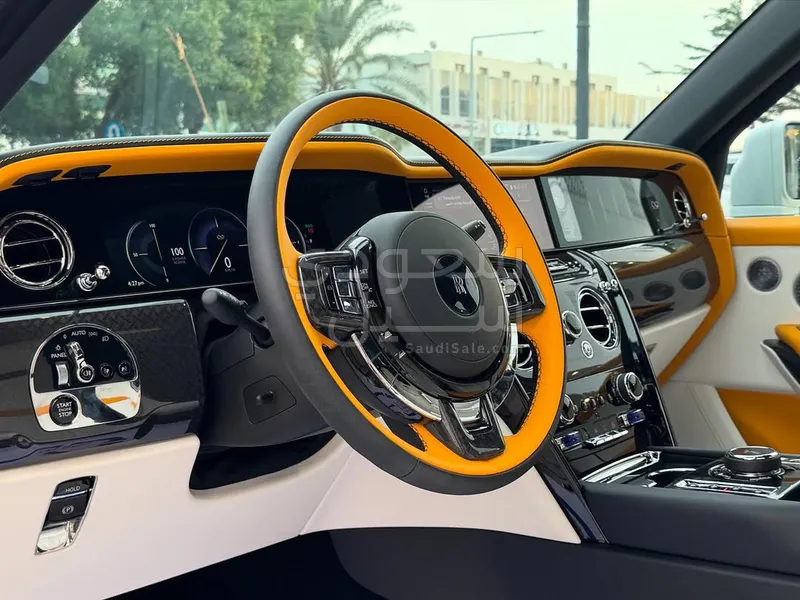 2025 Rolls-Royce Cullinan Black Badge