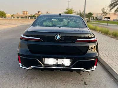 2024 بي ام دبليو الفئة السابعة 740 إل أي